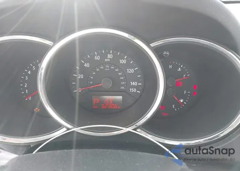 2013 Kia Sorento Lx z USA, uszkodzony, nr VIN 5XYKT3A60DG380820